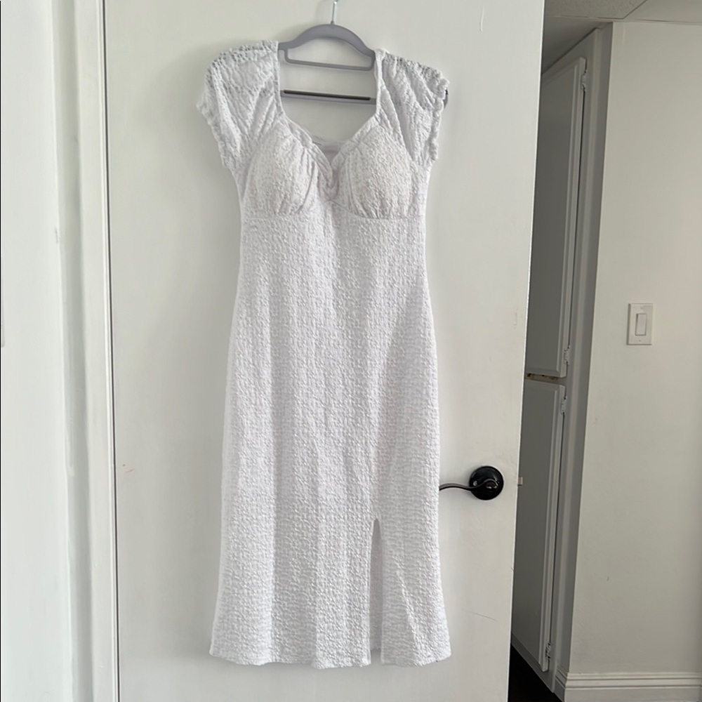 Elegant White Textured Dress